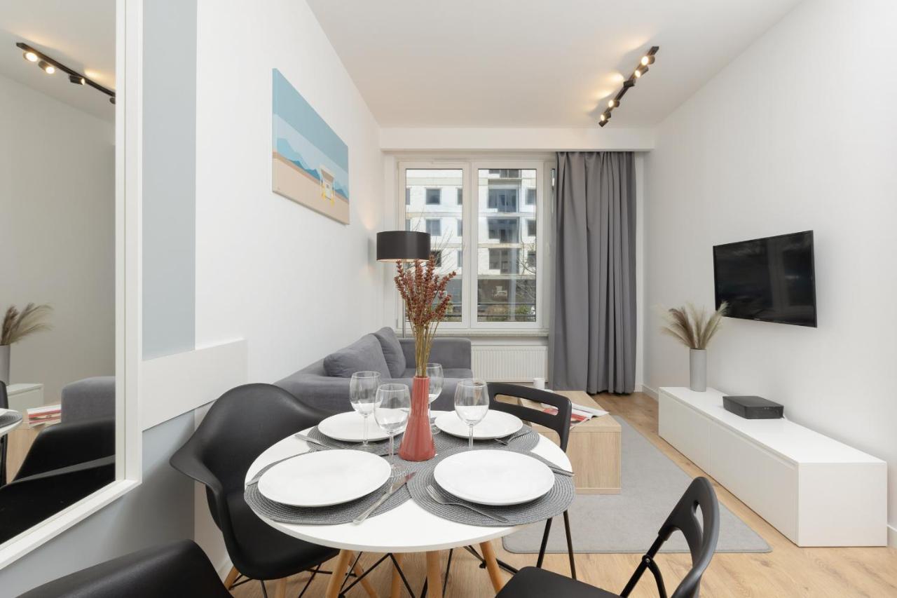 Wola Pet-Friendly Apartments With Ac Slawinska By Noclegi Renters Варшава Экстерьер фото