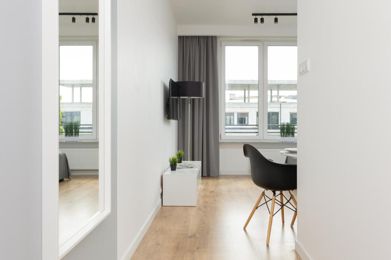 Wola Pet-Friendly Apartments With Ac Slawinska By Noclegi Renters Варшава Экстерьер фото