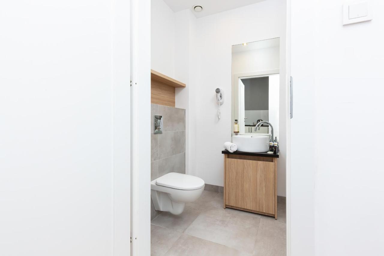 Wola Pet-Friendly Apartments With Ac Slawinska By Noclegi Renters Варшава Экстерьер фото