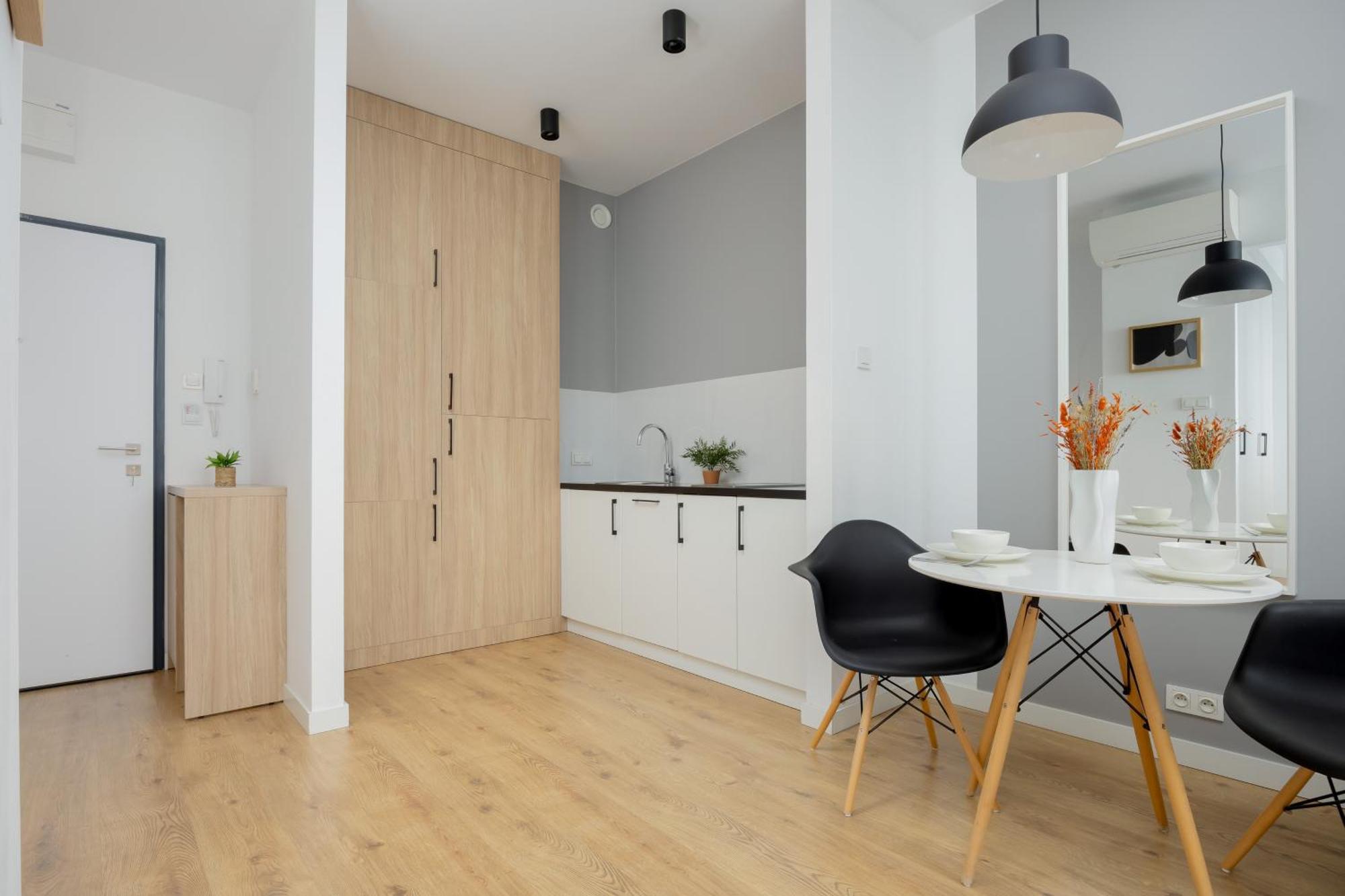 Wola Pet-Friendly Apartments With Ac Slawinska By Noclegi Renters Варшава Экстерьер фото